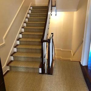 Tapis en herbe de mer commercial très résistant, structure ferme à tissage serré, résistant à l'usure et aux taches, taille personnalisée pour le hall d'hôtel, le café - Product Image 1