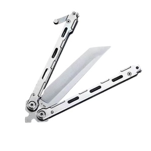 Coltello da Allenamento a Farfalla con Lama in Acciaio non Affilata Personalizzato e Disponibile Subito, Strumento per Addestramento Outdoor e Campeggio - Product Image 2