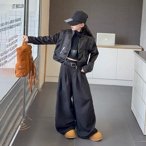 Completo Autunnale per Ragazze <span class=keywords><strong>in</strong></span> Ecopelle Tinta Unita con Maniche Lunghe, Stile Coreano Casual e Alla Moda, Set Due Pezzi - Product Image 3