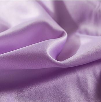 สีม่วงอ่อน