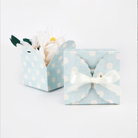 Boîte cadeau carrée pliable de couleur unie, jolie boîte en carton rose et multicolore avec nœud pour l'emballage de savon artisanal
