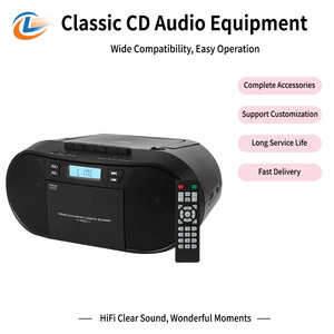 Lecteur de cassettes et CD portable rétro rouge personnalisé avec écran LCD pour la décoration de bureau à domicile ou comme cadeau - Product Image 2