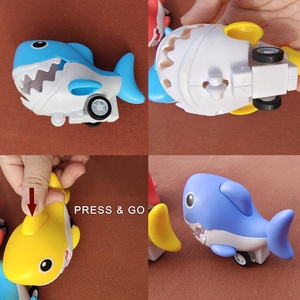 Petite voiture à inertie en plastique éducative en forme de requin de dessin animé, jouet à presser et à faire rouler, pour cadeau d'enfant - Product Image 5