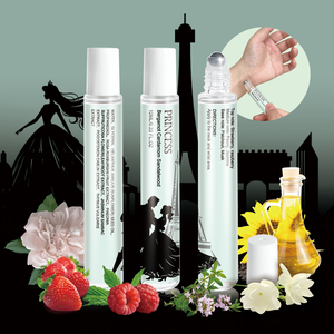 Huile de parfum aromatique personnalisée en gros, échantillon de baies, de rose, de bois de santal et de patchouli - Product Image 2