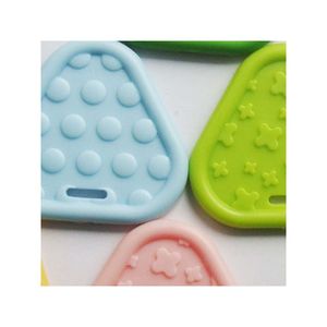 Thân Thiện Với Môi Cảm Giác Đồ Chơi Nhựa Rattle EVA Tam Giác Tùy Chỉnh Cao Su Tự Nhiên <span class=keywords><strong>Teether</strong></span> Bé <span class=keywords><strong>Teether</strong></span> Đồ Chơi Nhựa Bé <span class=keywords><strong>Teether</strong></span> - Product Image 4