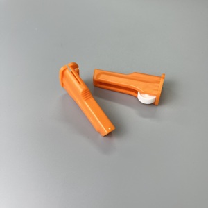 Nhà Máy Bán Sỉ U-MED Kẹp Con Lăn ABS Dùng Một Lần Cho Bệnh Viện Phù Hợp Với Ống OD 4.0Mm Để Điều Chỉnh Lưu Lượng Chất Lỏng NO.82004 - Product Image 3