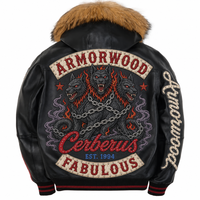 Blouson Bomber Homme Surdimensionné Personnalisé en Peau de Mouton avec Broderie Appliquée et Capuche Fourrée, Vêtement d'Extérieur de Luxe Sur Mesure avec Strass Style Streetwear
