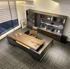 Bureau de direction moderne de luxe en forme de L, en cuir, avec éclairage LED, armoire latérale, mobilier de bureau pour PDG et directeurs - Product Image 5