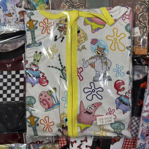 Toplu Bambu Kız Çocuk Pijama Gizem Kutusu Çocuklar İçin Rastgele Desen Karakter Baskılı Tulum Bebek Bambu Fermuarlı Kör Kutu Gönderime Hazır - Product Image 1