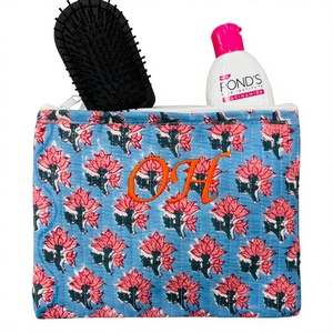 Hot Sale Floral Cotton Quilted Portable Toiletry Flat Pouches Bridesmaid Gifts Proposal Cosmetic Bag Women Small Capacity - Product Image 1