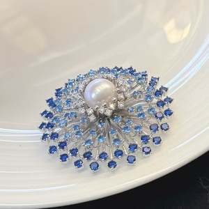 Broche de Perlas de Agua Dulce Blancas Grandes con Efecto Caleidoscopio, Lujoso para Trajes de Otoño e Invierno, Efecto de Fuegos Artificiales Brillantes para Vestidos de Noche - Product Image 5