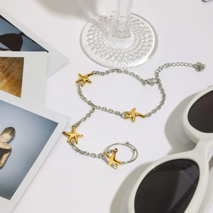 Pulsera de Cadena con Estrella de Mar, Acero Inoxidable con Detalles en Oro, Joyería Unisex para Regalo - Product Image 2