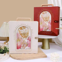 Boîte cadeau personnalisée en gros pour mariage et gâteaux de lune avec poignée en bois, impression UV, gaufrage, papier couché
