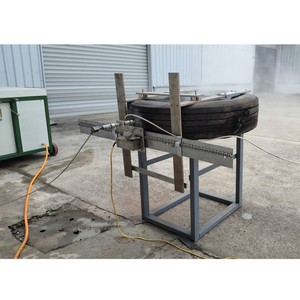 Machine de découpe de pneus à jet d'eau portable BTECH 22kW 220-380VAC, découpe tous types de pneus et toutes positions sur le pneu. - Product Image 2