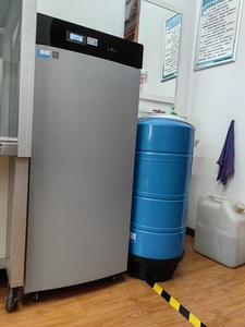 Générateur d'eau ultrapure standard - Système de filtration à trois étapes (charbon + osmose inverse + DI à lit mixte) 90L/H - Garantie 1 an - Product Image 6