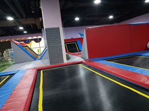 Custom Children Jumping Park Bounce Small Indoor Amusement Park Activities Digital <strong>Slide</strong> Trampoline Park - Product Image 2