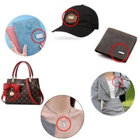 Label Logam Kustom Grosir dengan Logo Merek, Aksesoris Tag Pakaian Fashion Terukir, Pelat Logo Logam untuk Tas, Pakaian, dan Sepatu