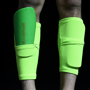 Equipo de fútbol protector <span class=keywords><strong>Espinilleras</strong></span> ligeras Soporte de <span class=keywords><strong>espinilleras</strong></span> de fútbol con mangas de pantorrilla <span class=keywords><strong>para</strong></span> niños Jóvenes Adultos - Product Image 4