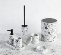 Ensemble d'accessoires de salle de bain en résine terrazzo noir et blanc, 7 pièces, écologique, distributeur de savon, porte-brosse de toilette, poubelle pour maison moderne