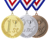 Trophées Métalliques 3D Personnalisés en Gros, Médailles Or Argent Bronze, Style Moderne et Antique, Design Pyramidal, Médailles Sportives de Cricket