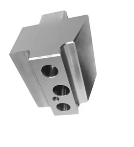 Suku cadang mesin <span class=keywords><strong>CNC</strong></span> kustomisasi suku cadang mesin penggilingan suku cadang gigi poros engkol mesin 4 sumbu <span class=keywords><strong>5</strong></span> sumbu sepeda motor logam - Product Image 2