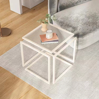 Table d'appoint carrée en acier inoxydable noir au design simple avec plateau en verre pour hôtels restaurants mode mobilier moderne