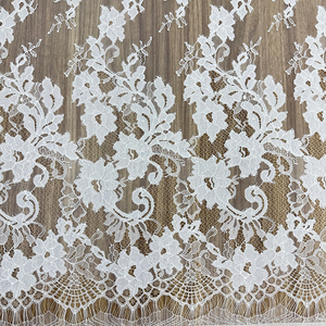 Tissu en dentelle de <span class=keywords><strong>tulle</strong></span> Chantilly blanc à motif floral vintage GCW-Q10134 pour studio de couture de créateurs - Product Image 5