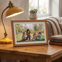 Bingkai Foto Digital WiFi FHD 15.6 RK3326 64GB - Layar Sentuh Besar |   Kayu MDF |   Performa Tinggi |   Siap Dikirim