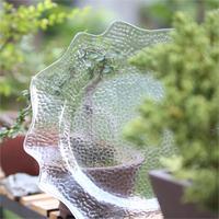 Assiettes de table transparentes de 13 pouces pour banquet de fête en plastique avec bordure dorée et dentelle, assiettes de table pour mariage, bon marché