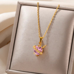 Collar con Colgante de Zirconia en Forma de Corazón de Melocotón con Piedra Rosa de Moda para Mujer, Estilo Cupido y Flecha de <span class=keywords><strong>Eros</strong></span>, Venta Caliente Transfronteriza - Product Image 3