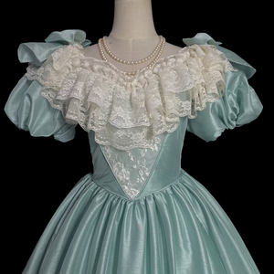 Robe de soirée de mariage vintage moderne <span class=keywords><strong>grande</strong></span> <span class=keywords><strong>taille</strong></span> en satin bleu princesse avec grand nœud rose, fleur blanche, col bateau, manches courtes et perles - Product Image 4