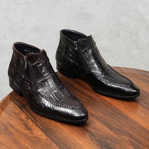 Bottes de travail montantes pour hommes, nouveau style 2025, en cuir véritable, antidérapantes, pour l'automne, à bout pointu, semelle extérieure en caoutchouc - Product Image 3