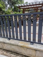 Rampe d'escalier de balcon en aluminium de qualité professionnelle, taille et couleur personnalisables, balustrade résidentielle traditionnelle soudée sans joint, DIY