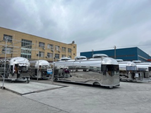 Il Regno del Food Truck in Acciaio Inossidabile a Specchio - Product Image 2