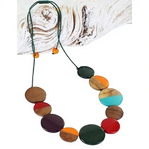 New Best High Quality Resin & Wooden <b>Necklace</b> Multicolor Striped Oval Pendant Unisex Stylish Design Trendy Strand Jewelry Woman - Product Image 5