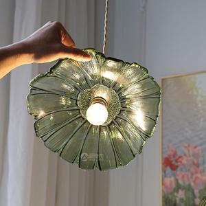 Lámpara de Araña de Latón Retro Verde con Cristal, Lámparas Colgantes de Colores Personalizadas para Comedor, Estilo Nórdico para Iluminación de Casas de Huéspedes - Product Image 6