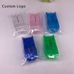 กล่องเก็บยาพลาสติกแบบพกพาพร้อมที่ตัดยา ดีไซน์คลาสสิกสำหรับผู้สูงอายุ - Product Image 6