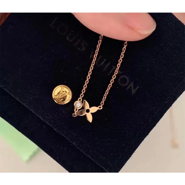 Luxury Natural Diamond 18k gold Women's Necklace Jewelry Mom Pendant Diamond Necklace