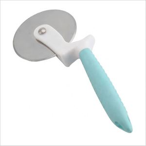 Stainless Steel Pizza Cutter With Foldable Design and <b>Plastic</b> Handle Metal Construction - Product Image 3