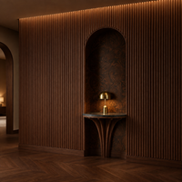 Système de panneaux muraux rainurés en noyer de luxe sur mesure, revêtement mural en lattes de bois moderne pour les projets de villas et d'hôtels
