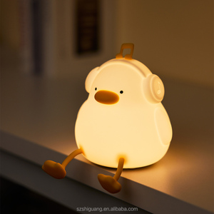 EGOGO Mini-Enten-USB-LED-Nachtlicht mit Warmweißem Licht für Kinderzimmer, Dimmbare Nachttischlampe mit Schalterkontrolle für Babyzimmer und Kinderzimmer - Product Image 5
