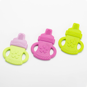 الأكثر مبيعًا لعبة لينة من السيليكون لتغذية الطفل على شكل زجاجة - Product Image 5