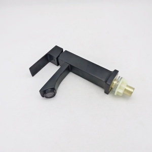 Robinet de lavabo moderne carré chromé à poignée unique pour <span class=keywords><strong>eau</strong></span> froide, avec cartouche céramique, en zinc, à poser sur le comptoir, pour salle de bain domestique - Product Image 4