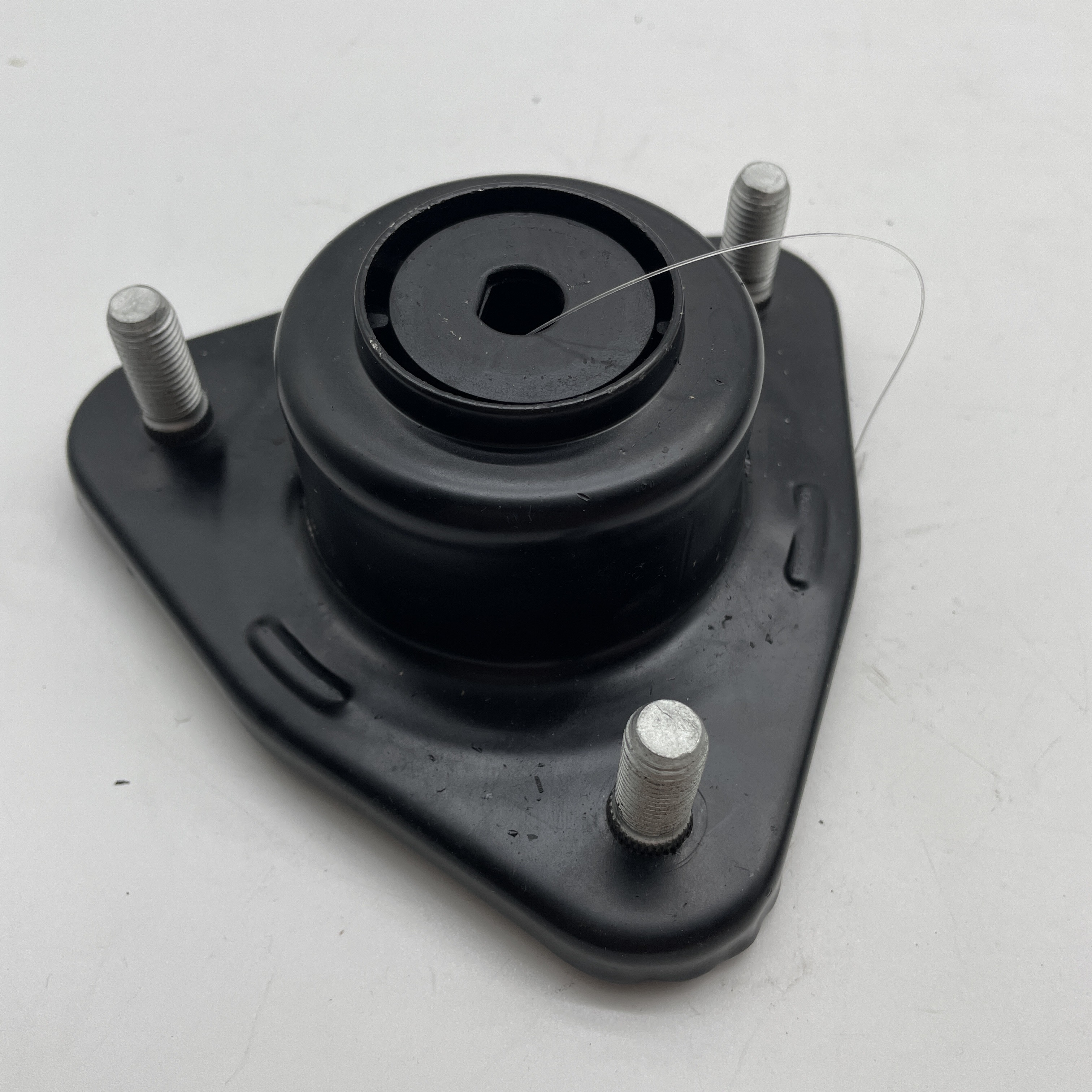 54610-02010 Strut Mounts for Hyundai - High-Quality Auto Parts