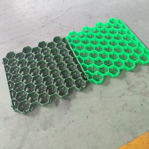 Grille perméable en HDPE <span class=keywords><strong>de</strong></span> 50 mm <span class=keywords><strong>pour</strong></span> gazon, <span class=keywords><strong>stabilisateur</strong></span> <span class=keywords><strong>de</strong></span> <span class=keywords><strong>gravier</strong></span> <span class=keywords><strong>pour</strong></span> allées boueuses, parkings et protection des pelouses - Product Image 3