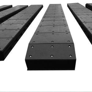 <span class=keywords><strong>Prix</strong></span> usine écologique UHMWPE plastique Dock Bumper Pad Marine Fender pour la protection des murs et les grands navires - Product Image 3