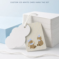 Étiquette personnalisable en papier écologique pour enfants, avec couche avant nuage, support rectangulaire, motif rayures fines, art de livre d'histoires, couleur beige doux, attache torsadée, pour tout-petits