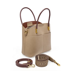 Bolsos de Hombro de Diseñador Grandes y Elegantes para Mujer, Precio al por Mayor, Bolso de Mano Personalizado con Dos Letras, Cadena de Cuero Genuino - Product Image 6