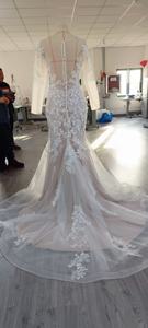 Новинка 2026: Свадебное платье в новом стиле с низкой спинкой, глубоким V-образным вырезом, длинными рукавами, драпировкой, аппликацией, кружевом и шифоном, длиной в пол - Product Image 5