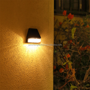 Nueva llegada 15W QI 15W 4 en 1 estación de carga inalámbrica de teléfono plegable magnética para Iphone Huawei IWatch <span class=keywords><strong>Airpods</strong></span> - Product Image 3